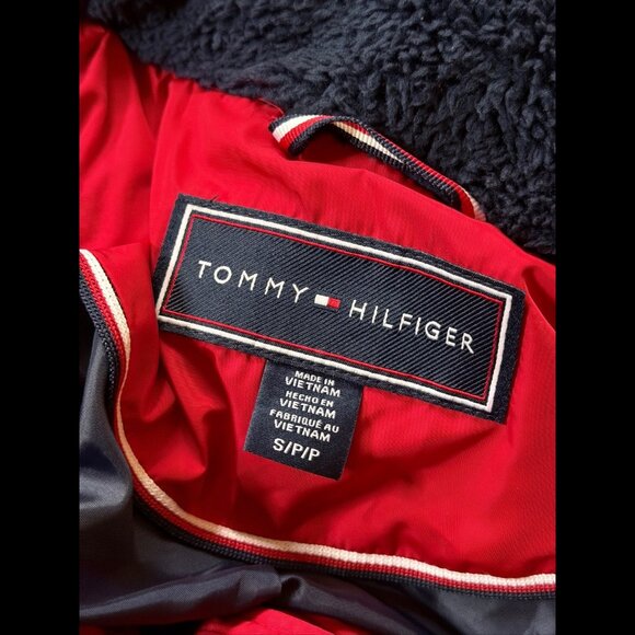 Tommy Hilfigure Jacket Small Womens Red Puffer Faux Fur Hoodie Coat Zippers - Picture 8 of 10